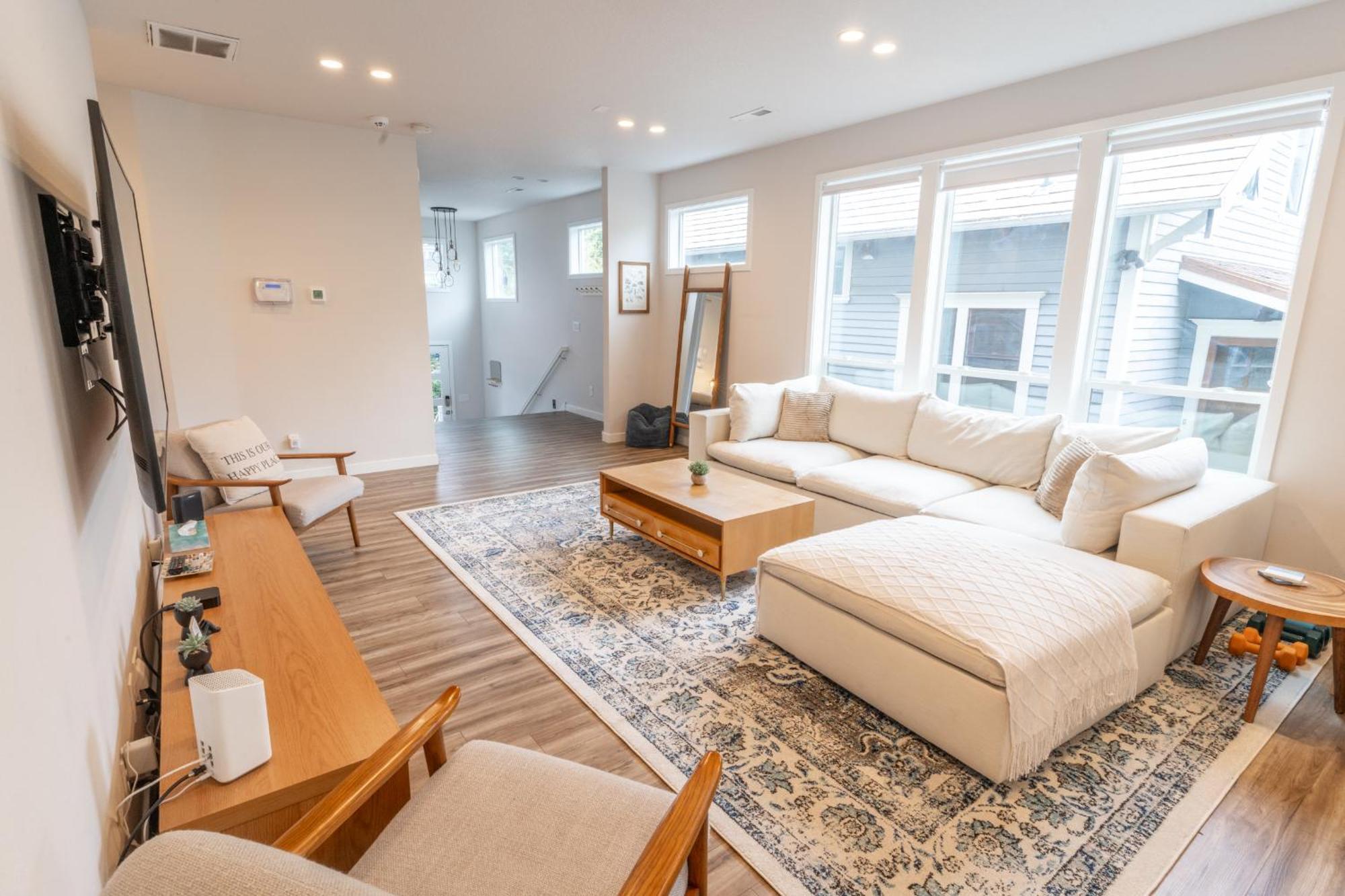 Comfy Family Home, Walkable Neighborhood + Patio! พอร์ตแลนด์ ภายนอก รูปภาพ