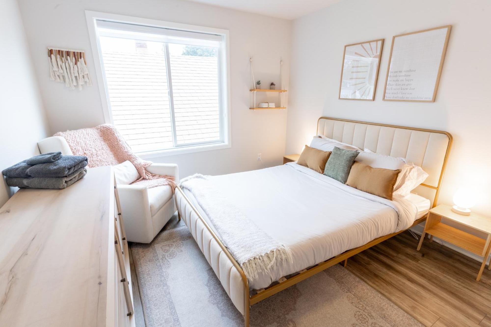 Comfy Family Home, Walkable Neighborhood + Patio! พอร์ตแลนด์ ภายนอก รูปภาพ