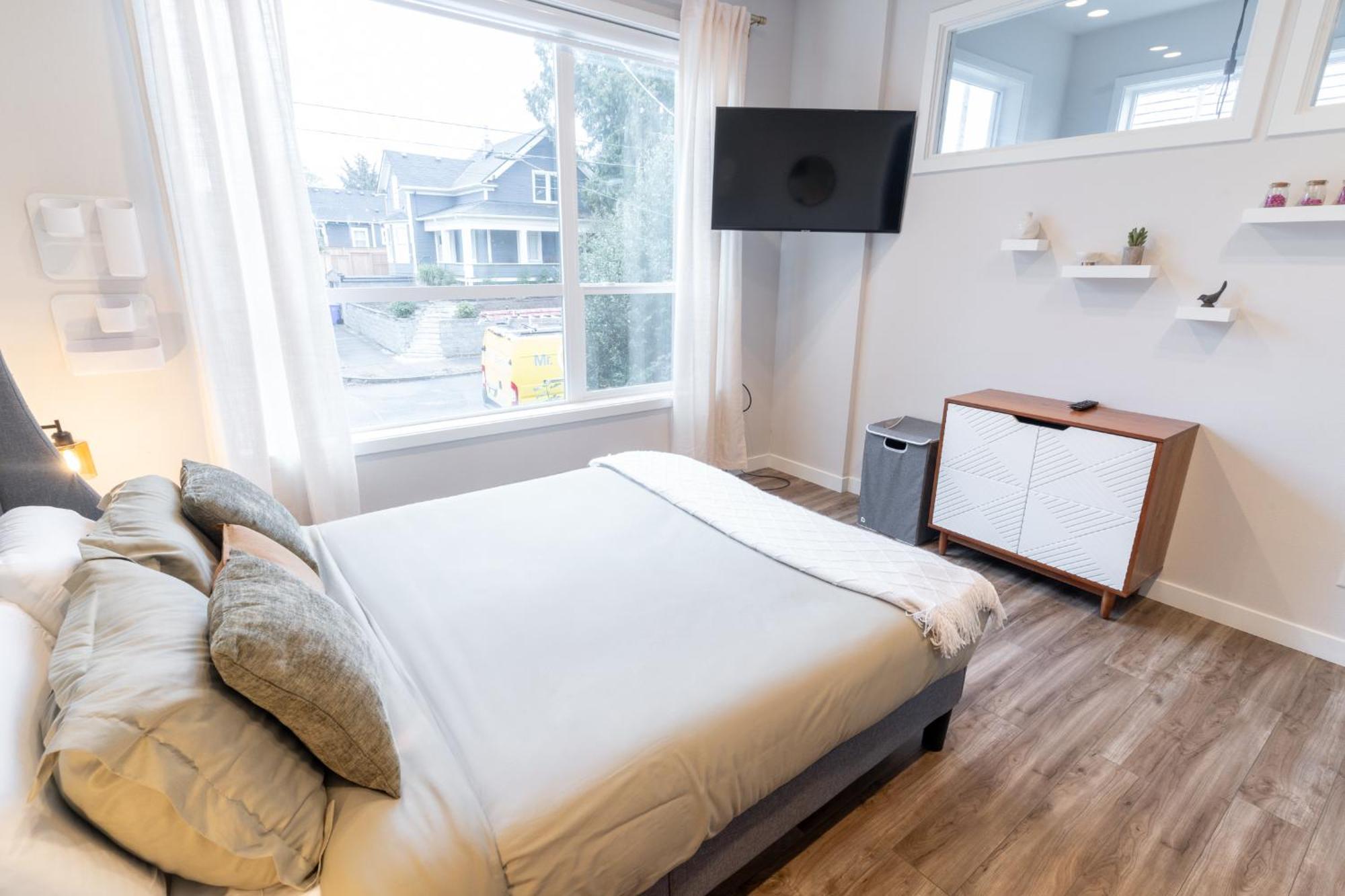 Comfy Family Home, Walkable Neighborhood + Patio! พอร์ตแลนด์ ภายนอก รูปภาพ